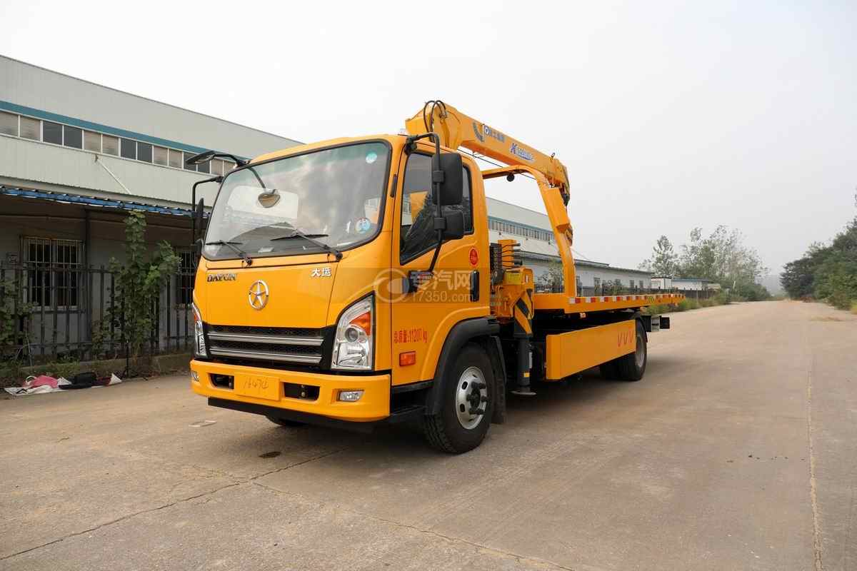 帶吊平板清障車價格貴嗎？