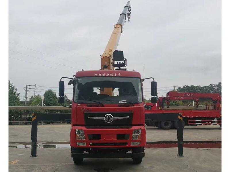 DFV5243JSQGP6D東風(fēng)專底D3V后雙橋隨車(chē)吊