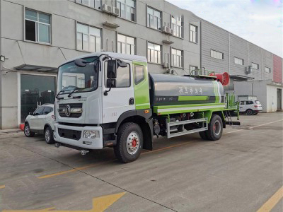 國(guó)六12-15方東風(fēng)D9 霧炮車(chē)30-50米