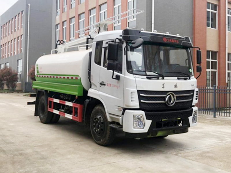 光伏板清洗車(chē)